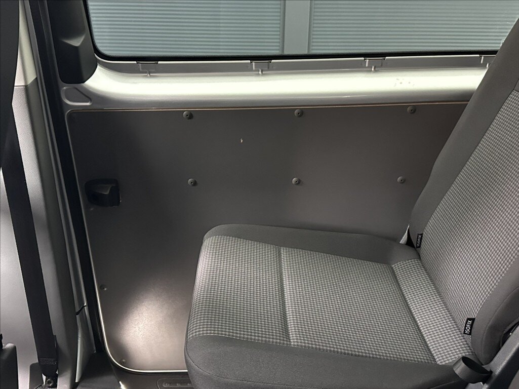 Volkswagen Transporter Kombi 2,0 l 110 kw