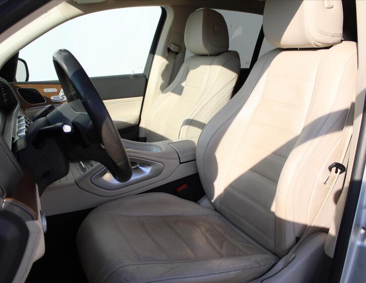 Mercedes-Benz GLE 10