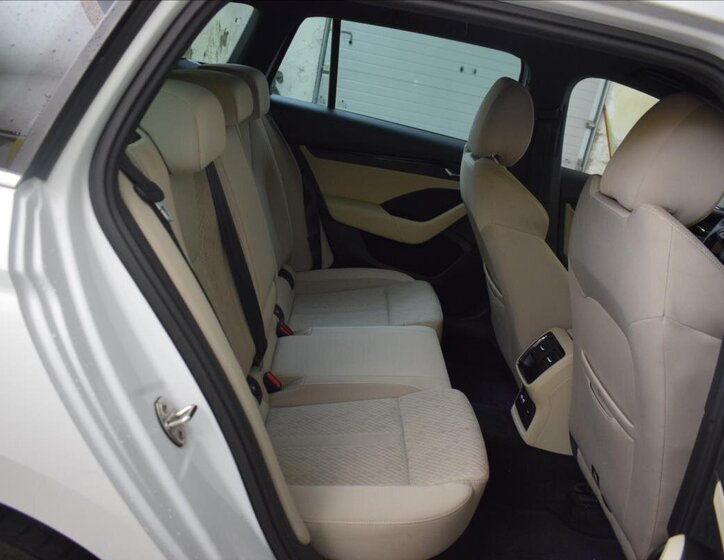 Škoda Octavia Kombi 2,0 l 110 kw