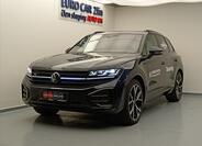 Volkswagen Touareg 1