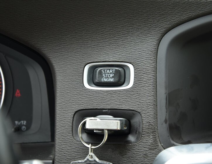 Volvo V60 Kombi 2,0 l 120 kw