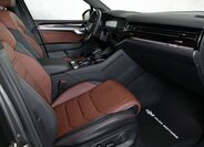 Volkswagen Touareg SUV / Terénní 3,0 l 210 kw