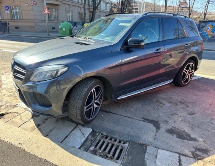 Mercedes-Benz GLE SUV / Terénní 3,0 l 190 kw
