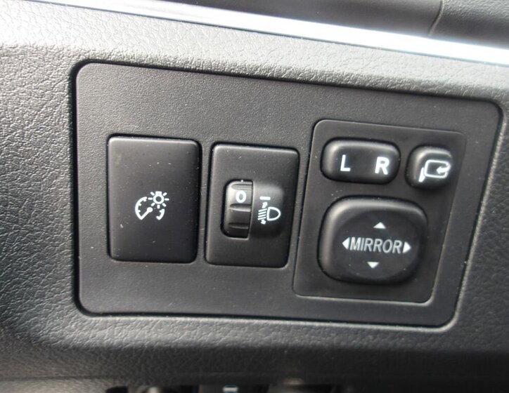 Toyota Verso MPV 1,6 l 82 kw