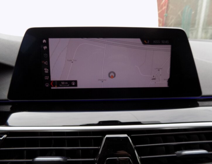 BMW Řada 5 Kombi 3,0 l 195 kw