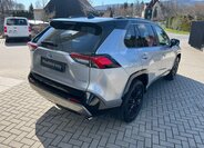 Toyota RAV4 SUV / Terénní 2,5 l 131 kw