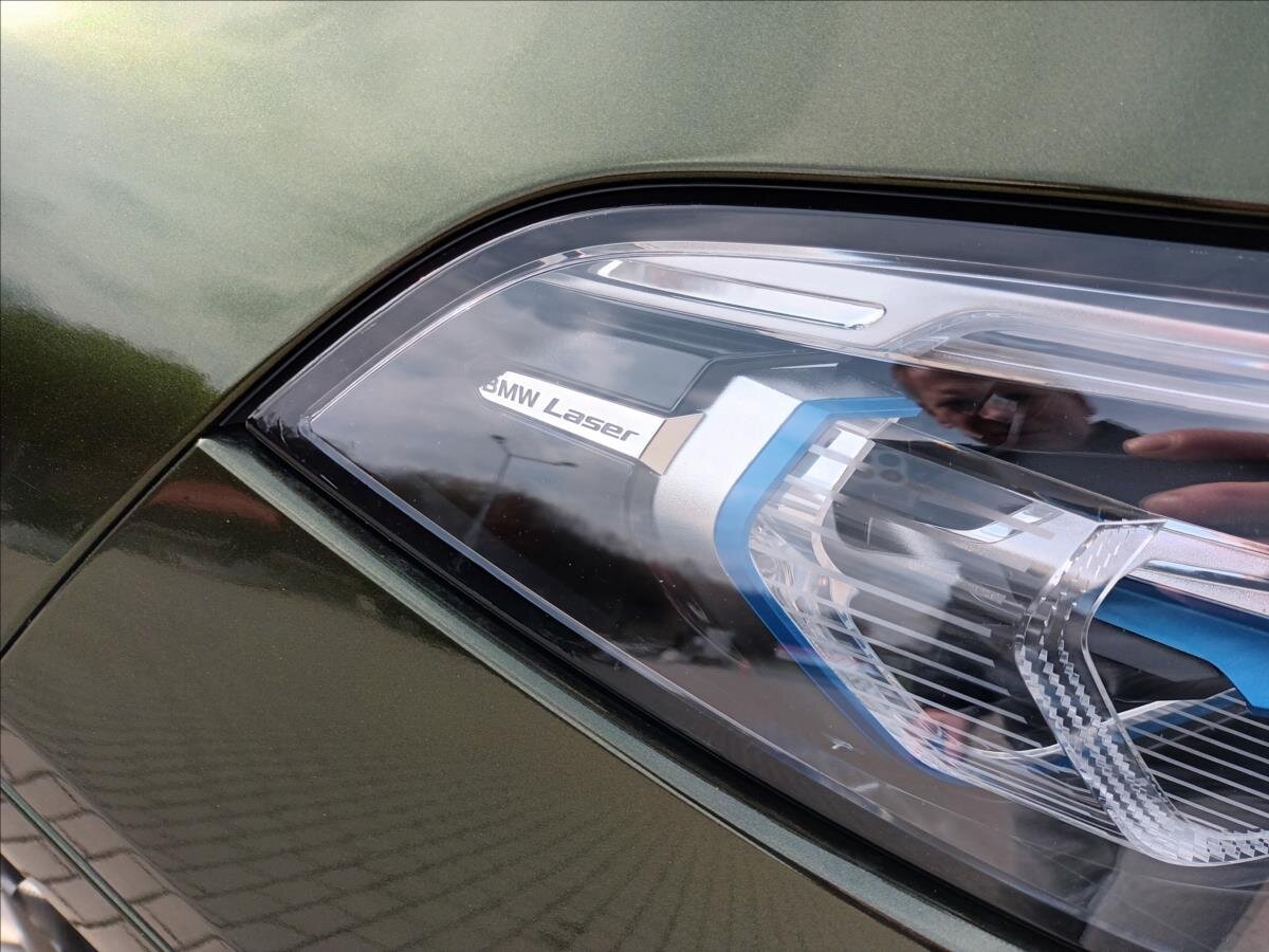 BMW X7 SUV / Terénní 4,4 l 390 kw