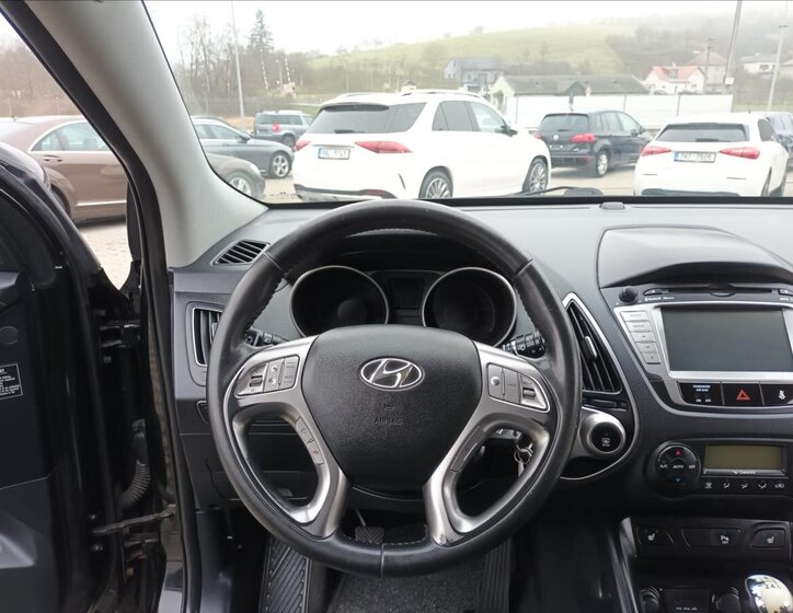 Hyundai ix35 SUV / Terénní 2,0 l 100 kw