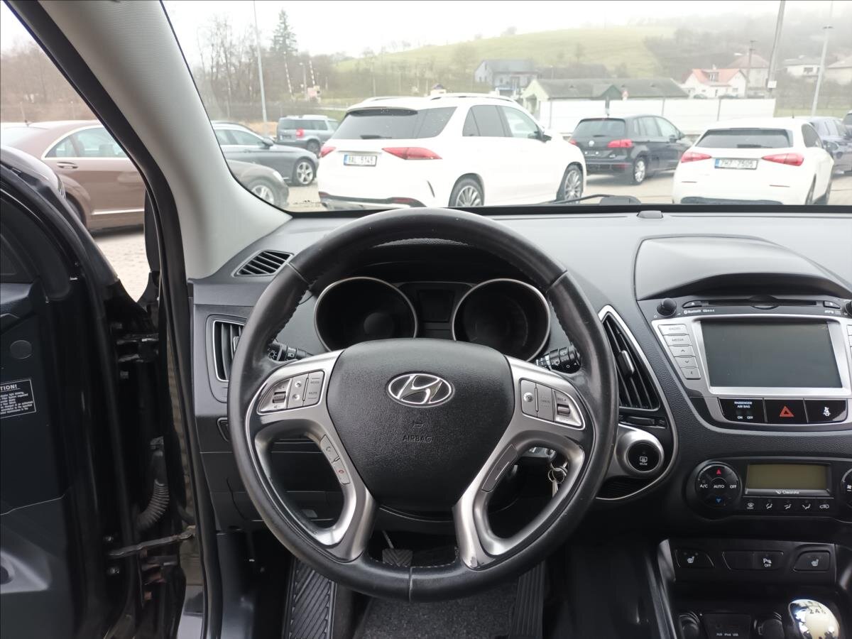 Hyundai ix35 SUV / Terénní 2,0 l 100 kw