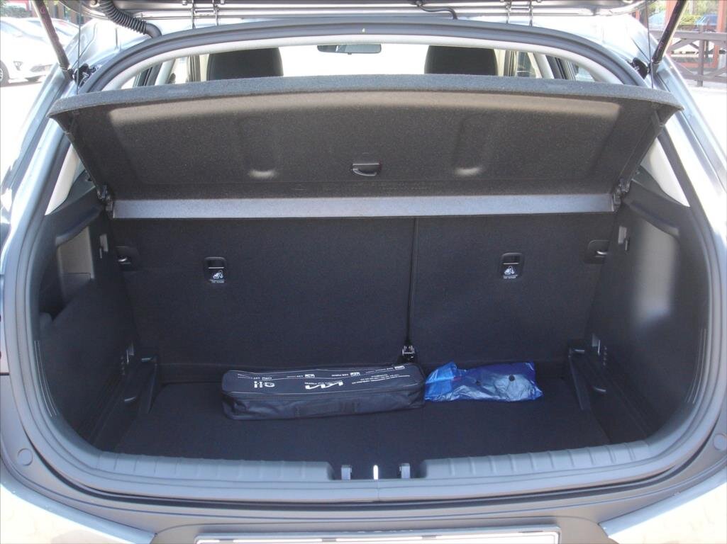 KIA Stonic SUV / Terénní 1,2 l 58 kw