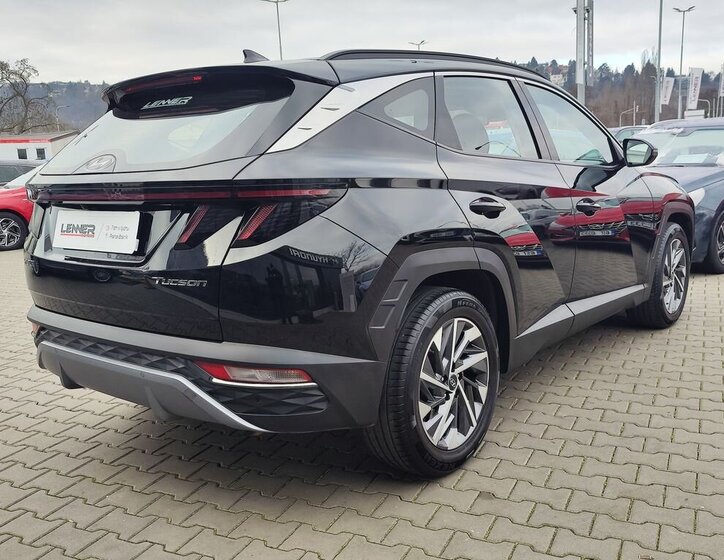 Hyundai Tucson SUV 1,6 l 110 kw