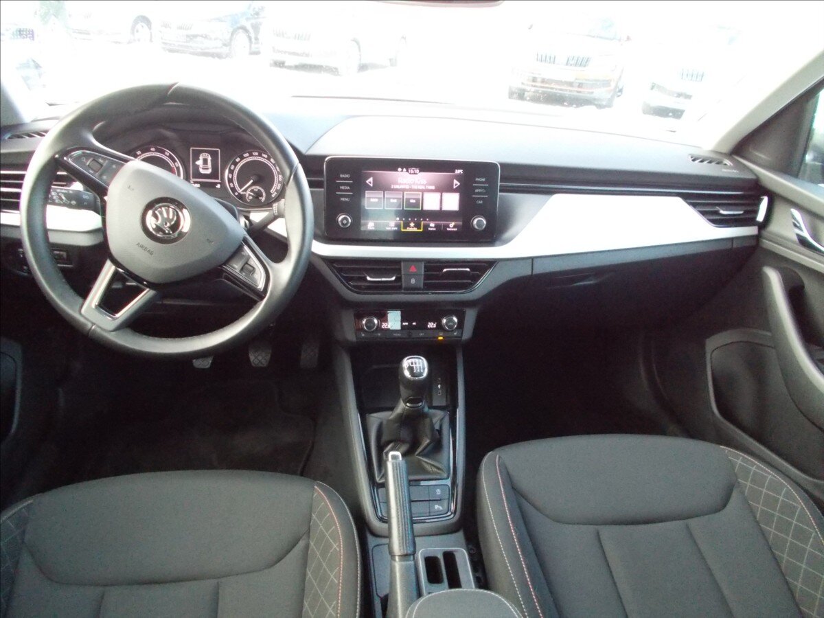 Škoda Kamiq SUV 999,0 85 kw