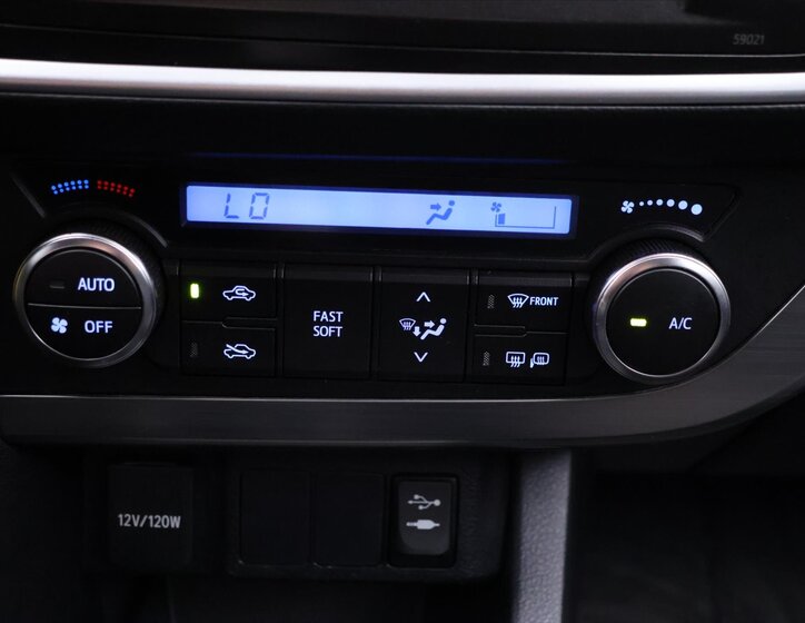 Toyota Auris Hatchback 1,3 l 73 kw