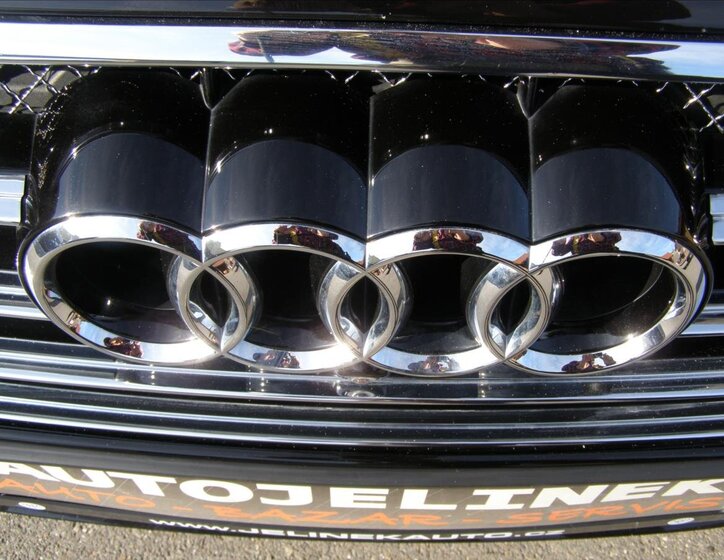 Audi A8 Sedan 6,3 l 368 kw