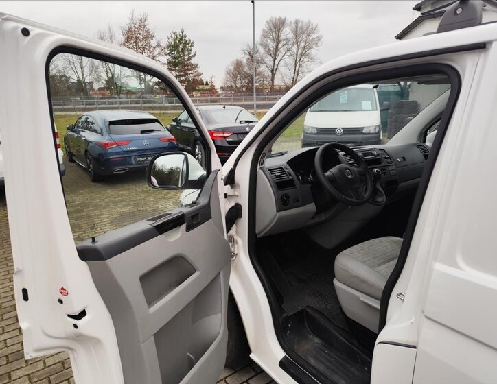 Volkswagen Transporter Ostatní 2,0 l 84 kw