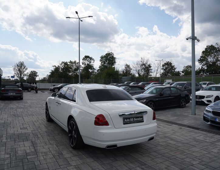Rolls-Royce Ghost 4