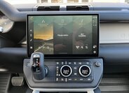 Land Rover Defender SUV 3,0 l 147 kw