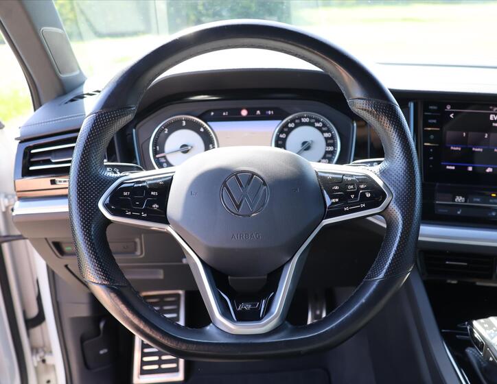 Volkswagen Touareg 23