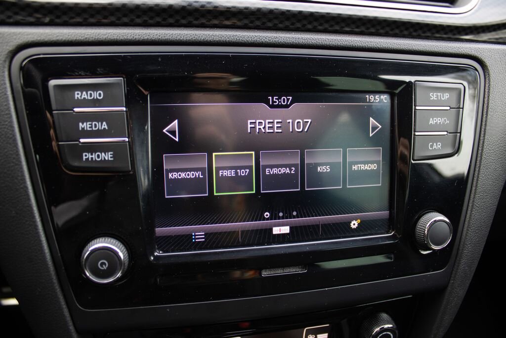 Škoda Rapid Sedan / Limuzína 999,0 81 kw