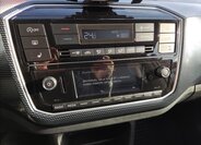 Volkswagen up! 14