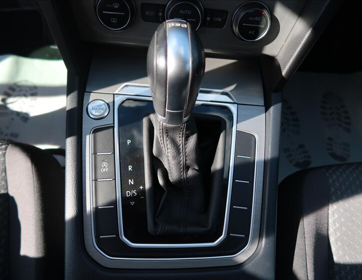 Volkswagen Passat 17