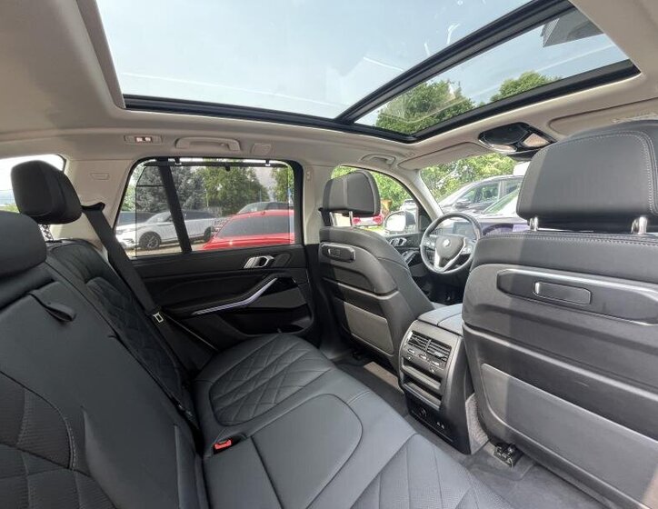 BMW X5 SUV 3,0 l 210 kw