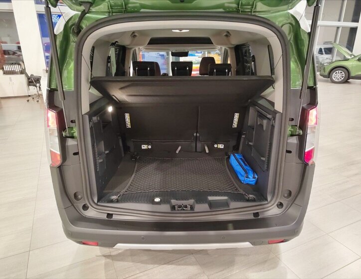 Ford Tourneo Courier 17