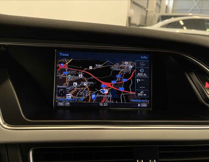 Audi A4 Kombi 2,0 l 140 kw