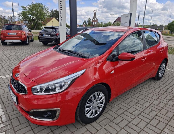 KIA Ceed Hatchback 1,6 l 100 kw