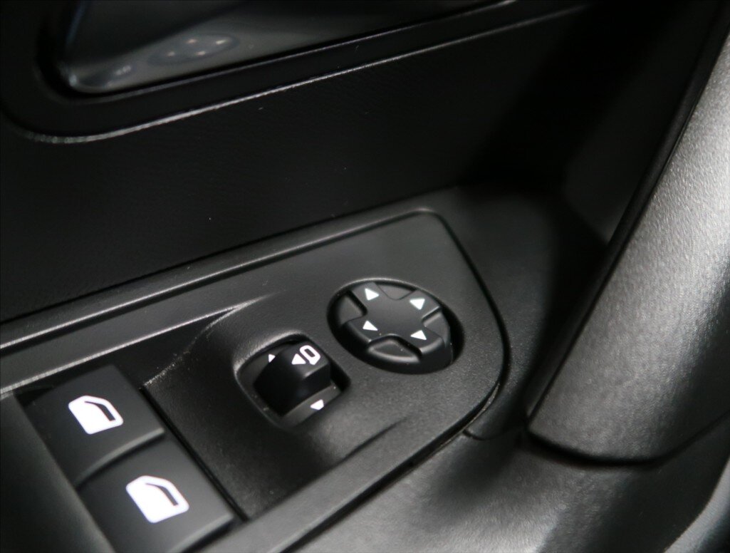 Peugeot 2008 Hatchback 1,2 l 96 kw