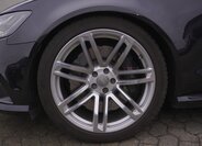 Audi RS 6 Hatchback 4,0 l 412 kw