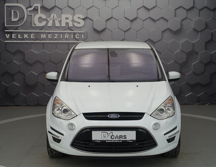 Ford S-MAX 6