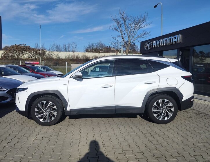 Hyundai Tucson SUV 1,6 l 100 kw