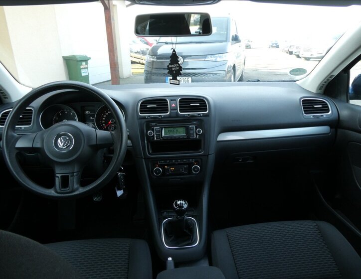 Volkswagen Golf Kombi 1,2 l 77 kw