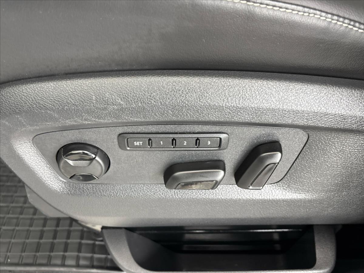 Volkswagen Multivan Kombi 2,0 l 146 kw