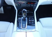 BMW Řada 7 Sedan 4,4 l 330 kw