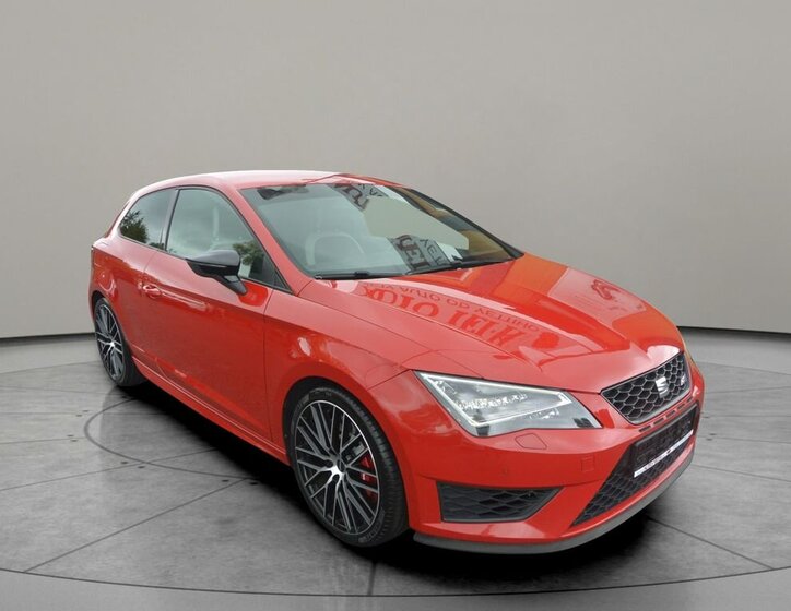 Seat Leon Hatchback 2,0 l 206 kw