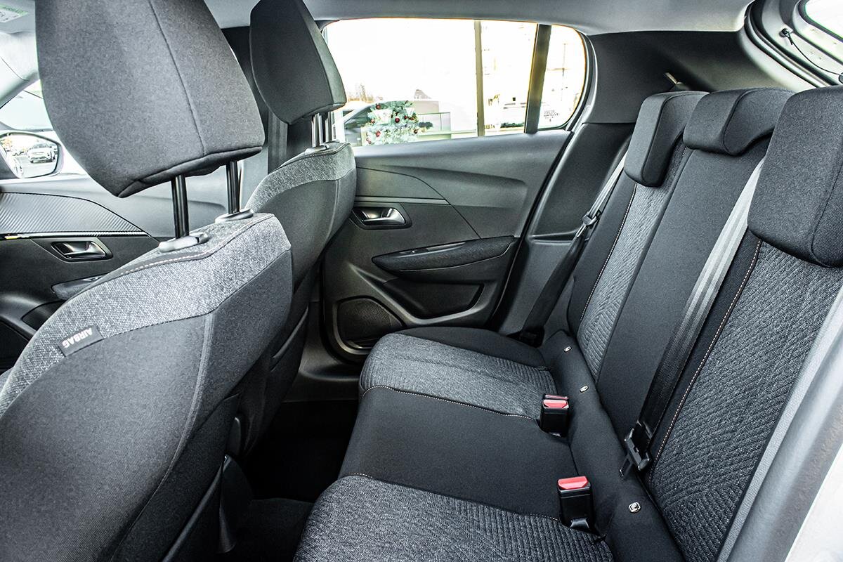 Peugeot 208 Hatchback 1,2 l 81 kw