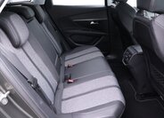 Peugeot 3008 SUV 1,2 l 96 kw