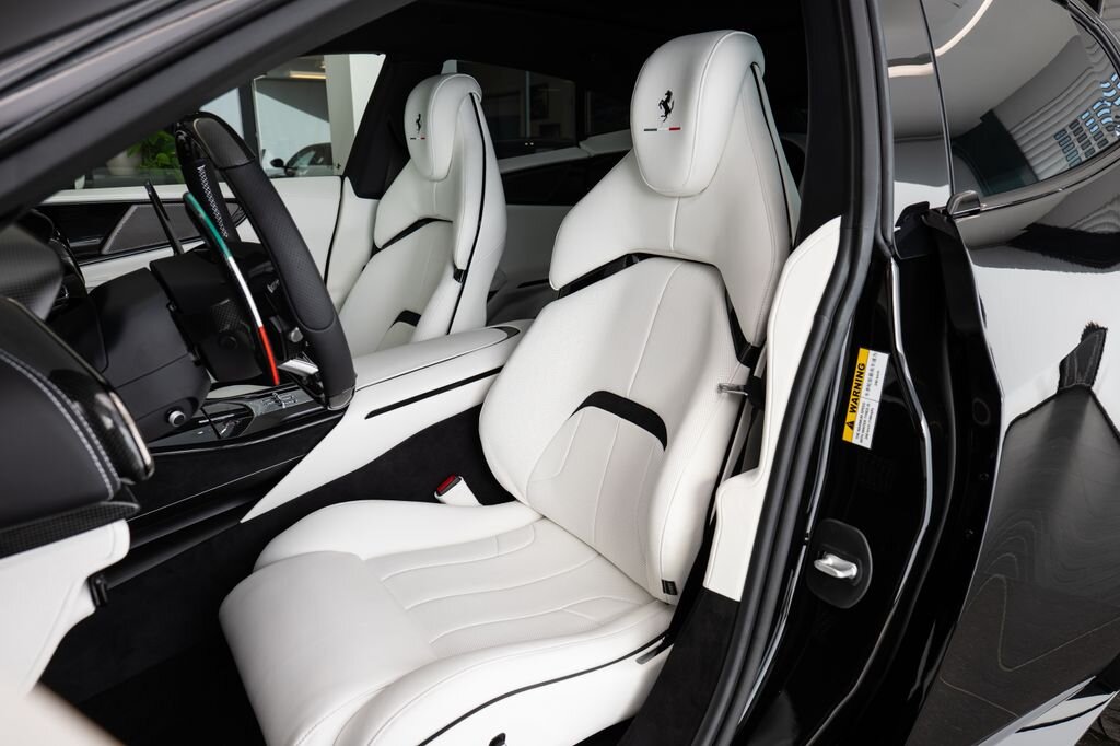 Ferrari Ostatní SUV 6,5 l 529 kw