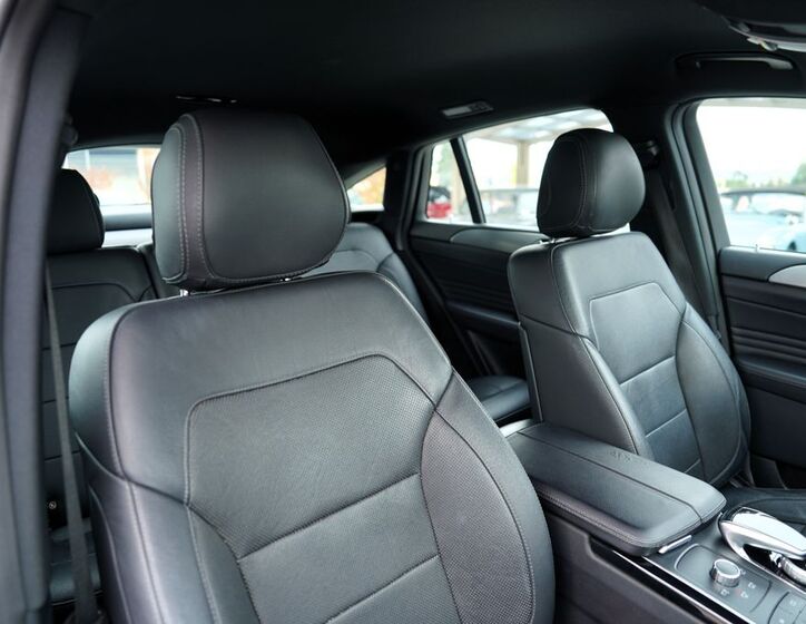 Mercedes-Benz GLE 27