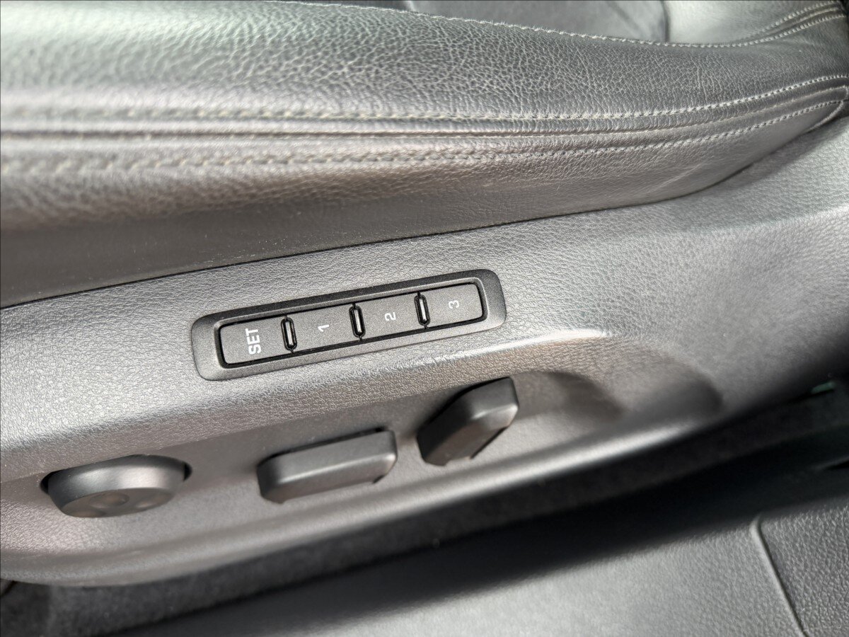 Volkswagen Sharan MPV 2,0 l 130 kw