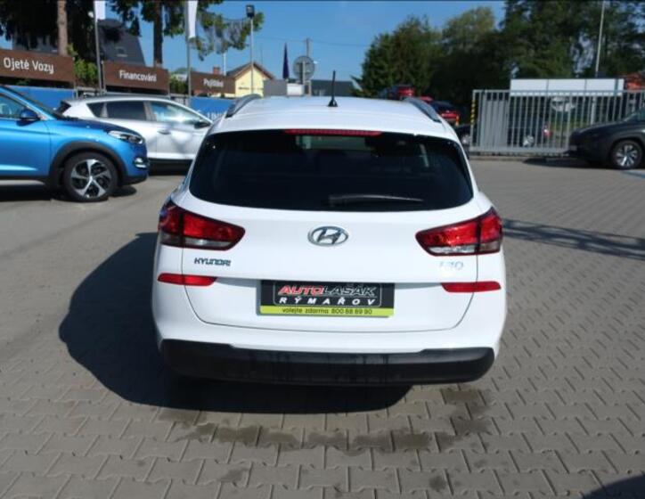 Hyundai i30 6