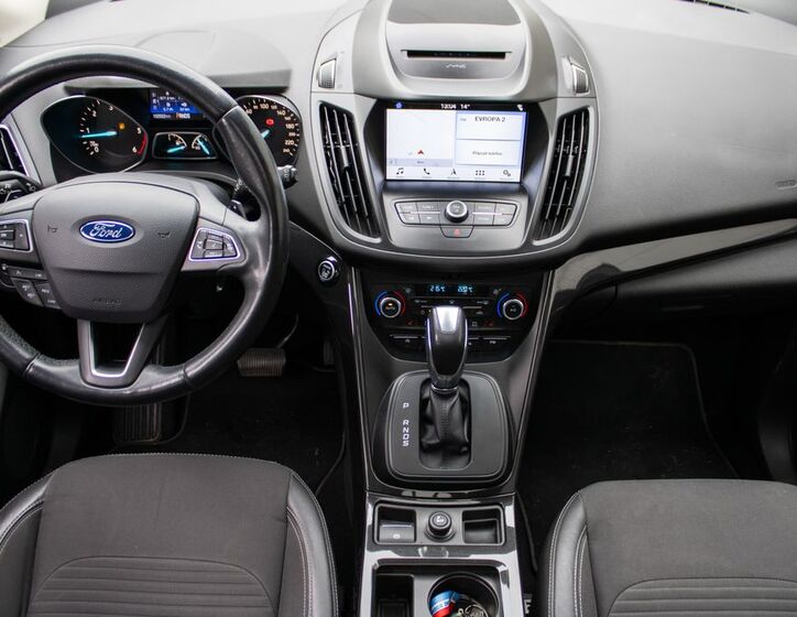 Ford Kuga 11