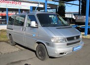Volkswagen Caravelle Kombi 2,5 l 75 kw