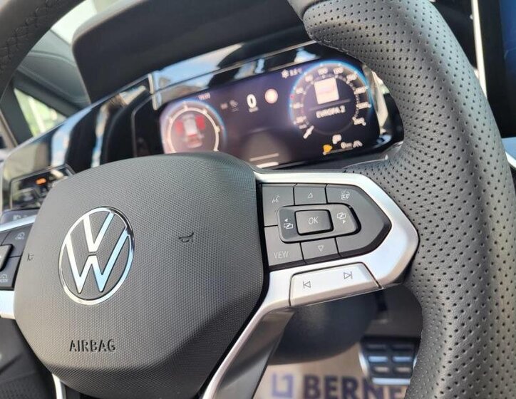 Volkswagen Golf Kombi 2,0 l 110 kw