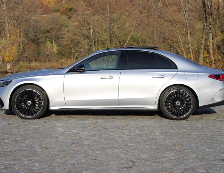 Mercedes-Benz Třídy E 6