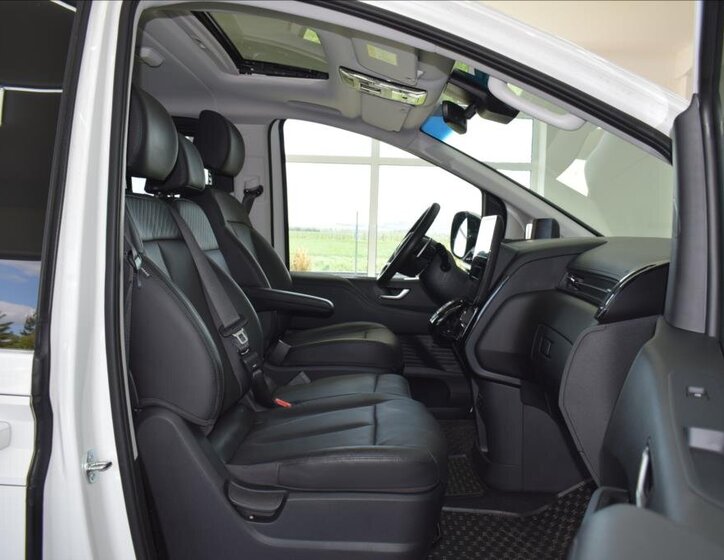 Hyundai Staria MPV 2,2 l 130 kw