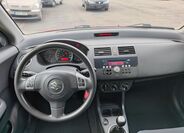 Suzuki Swift 16
