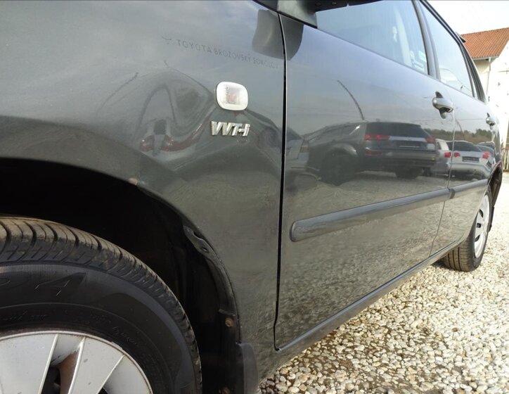 Toyota Corolla Hatchback 1,4 l 71 kw